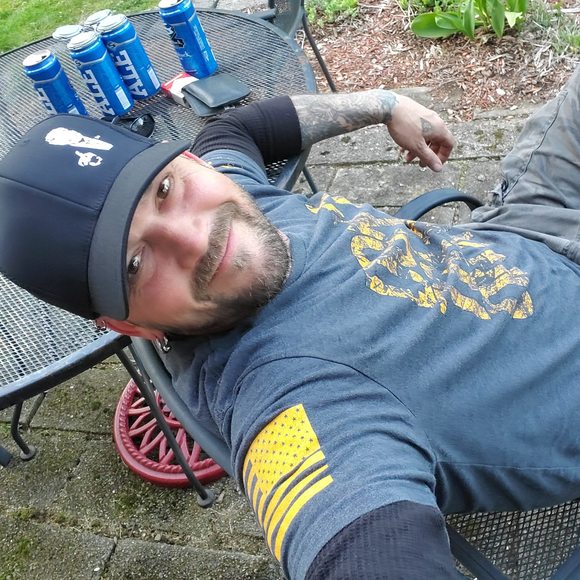 Meet your Posher, Kenneth - Picture 1 of 1